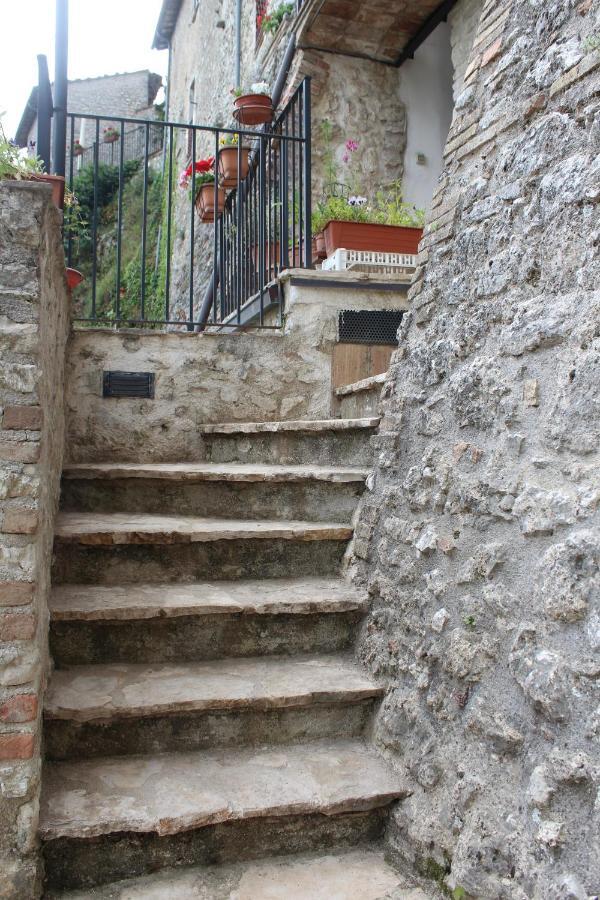 Il Castello Sul Lago Arrone Экстерьер фото
